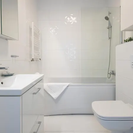 Mieszczanska 46 - Nowoczesny Apartament Z 2 Sypialniami - Taras, Parking, Centrum - Fair Rentals Wroclaw Exterior photo